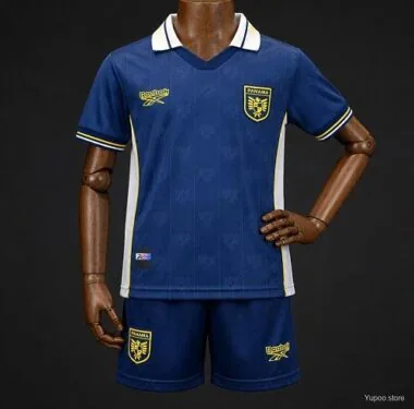Equipamento infantil azul de terceiro jogo fora de casa da seleção do Panamá para o Mundial de 2026, tamanhos 16-28