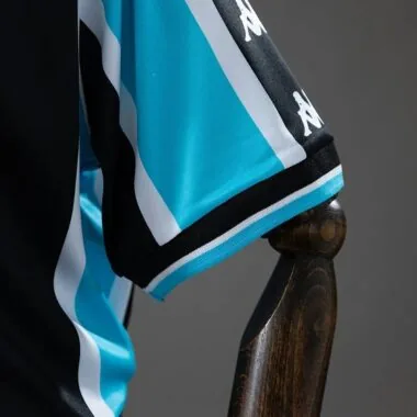 Equipaciones retro de Gremio 2000 para niños (local), tallas 16-28