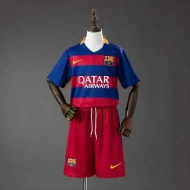 Equipamentos infantis retro do Barcelona 2015/16 (jogo em casa) 16-28