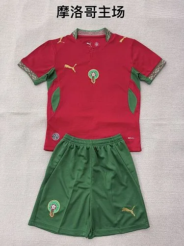 Equipamento infantil de casa da seleção de Marrocos para o Mundial de 2026, tamanhos 16-28