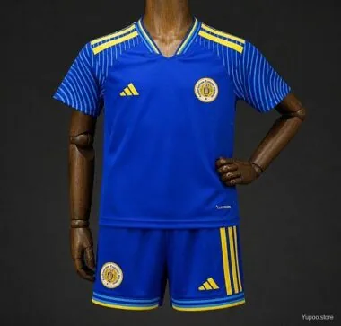 Equipamento infantil da seleção de Curaçao para o Mundial de 2026, tamanho 16-28