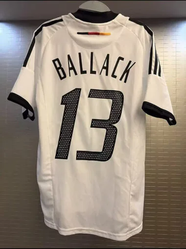 Retro Germany 2002 home soccer Jersey (S-2XL)
