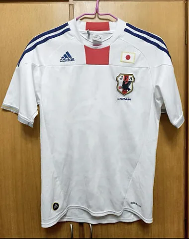 Camisolas de futebol da Retro Japan 2010 para jogos fora de casa