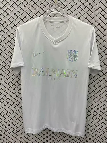 Camisola branca da edição especial do Barcelona 2024