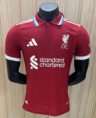 Liverpool 2026/27 - Polo Vermelho (Versão para Jogadores)