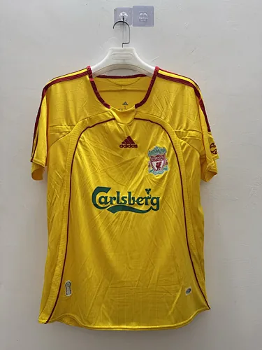 Camisolas de futebol retro do Liverpool da época 2006/07 (jogo fora)