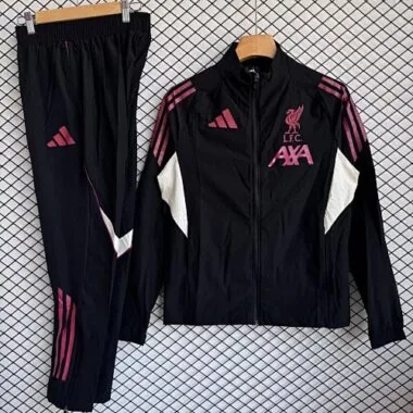 Fato com blusão preto do Liverpool 2025/26, tamanhos S-2XL