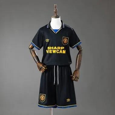 Equipamentos retro de 1993/95 do Manchester United para crianças (jogo fora de casa), tamanhos 16-28
