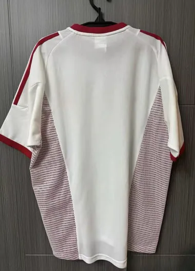 Retro Spain 2002 away soccer Jersey (S-2XL)