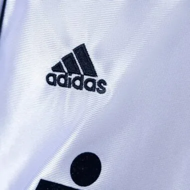 Kit bambino retro Real Madrid 1998/2000 casa (taglie 16-28)