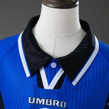 Equipaciones retro del Manchester United para niños (temporada 1996/98), para los tamaños 16-28