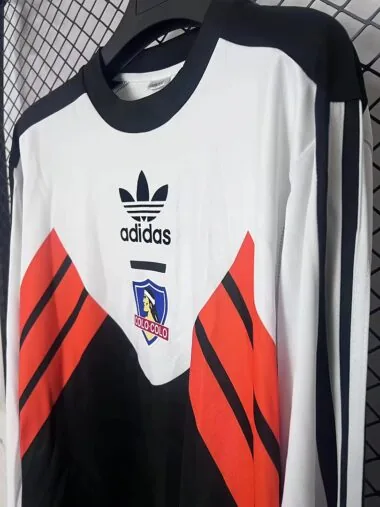 Colo Colo 2026/27 retro sweater top (S-2XL)