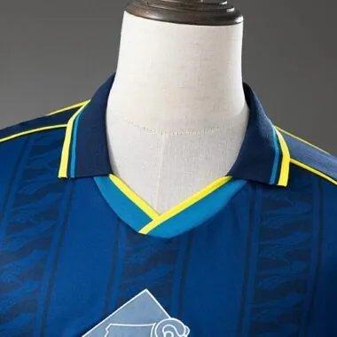 Maillot extérieur rétro du Derby County, saison 1995/96 (tailles S à 2XL)