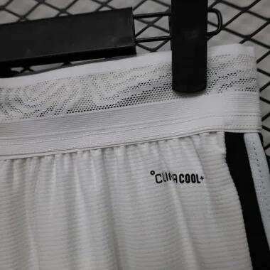 Manchester United 2026/27 Home White Player Version Shorts