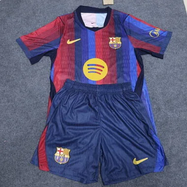Fato de jogo em casa do Barcelona 2026/27, versão para jogador, tamanhos S-2XL