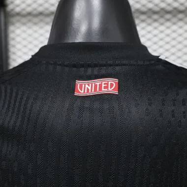 Manchester United 2026/27 Black Goalkeeper Jersey Player Version (S-XXL)