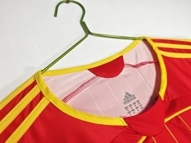 Retro Spain 2006 Home Soccer Jersey (S-2XL)