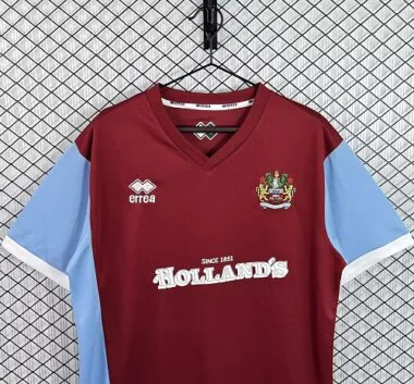 Retro Burnley 2008/09 Home Soccer Jersey (S-2XL)