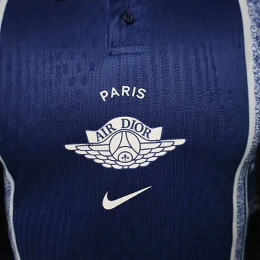 Camisola do PSG 2026/27, Versão Especial Azul para Jogadores (S-XXL)