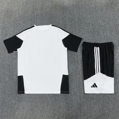 Juventus 2026/27 White Training Suit (S-2XL)