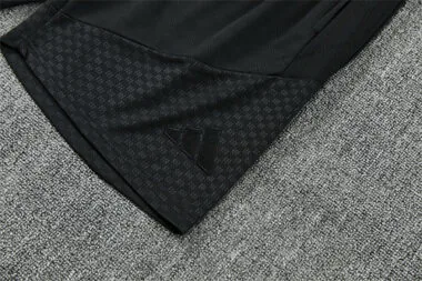 Real Madrid 2026/27 All Black Training suit (S-2XL)