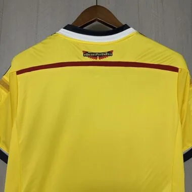 Retro 2014 Colombia Home jersey (S-XXL)