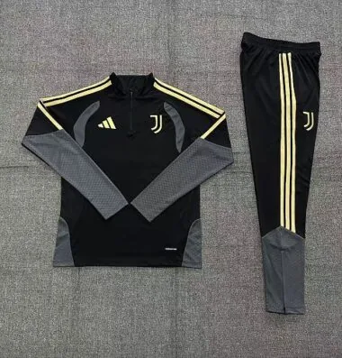 Juventus 2026/27 Black Half zipper training clothes Kid (Size 10-18)