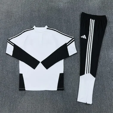 Juventus 2026/27 White Half zipper Training Suit (S-2XL)