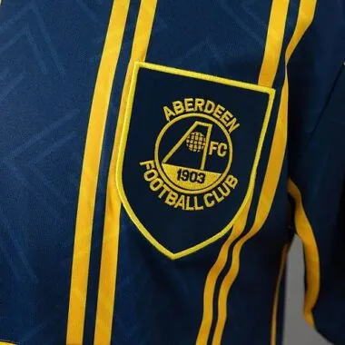 Retro 1993/94 Aberdeen Away Jersey (S-XXL)