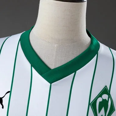 Retro Werder Bremen 2009/10 Home Jersey (S-XXL)
