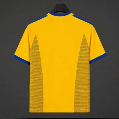 Retro 2002 Sweden Home Jersey (S-2XL)