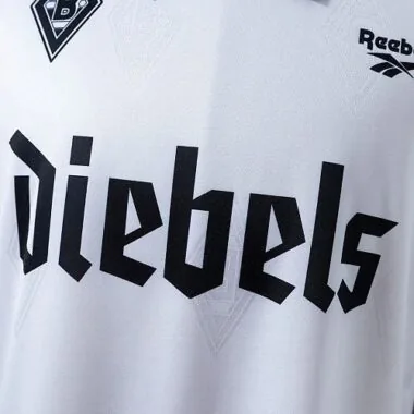 Borussia Mönchengladbach 1995/96 Home Retro Jersey (S-2XL)