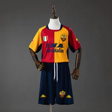 AS Roma 2000/01 Champion Edition Retro Kids Kit Sizes 16-28