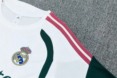 Real Madrid 2026/27 White and Green Training Suit (S-2XL)