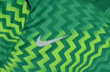 Barcelona 2026/27 Green Goalkeeper Jersey (S-2XL)