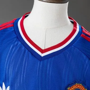 Manchester United 2026/27 Away Kids Kit Sizes 16-28