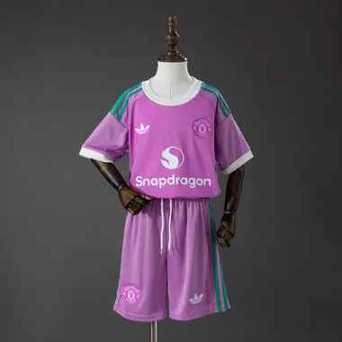 Manchester United 2026/27 Purple Goalkeeper Kids Kit Sizes 16-28