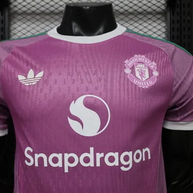 Manchester United 2026/27 Purple Player Version Goalkeeper Jersey (S-2XL)