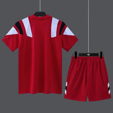 Manchester United 2026/27 Red Retro-Style Jersey and Shorts Set (S-2XL)