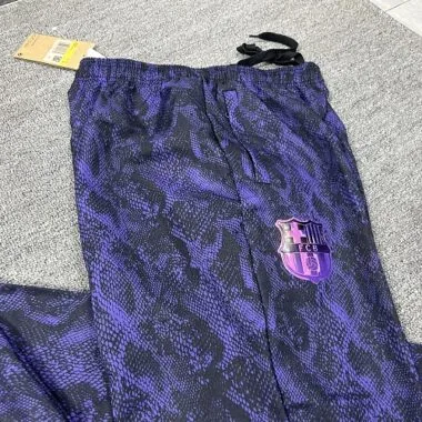 Barcelona 2026/27 Purple Windbreaker Suit (S-2XL)