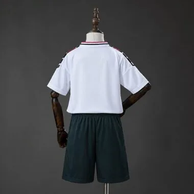 Real Madrid 2026/27 Retro Model White Kids Kit (Size 16-28)