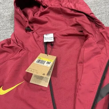 Barcelona 2026/27 Red Windbreaker (S-2XL)