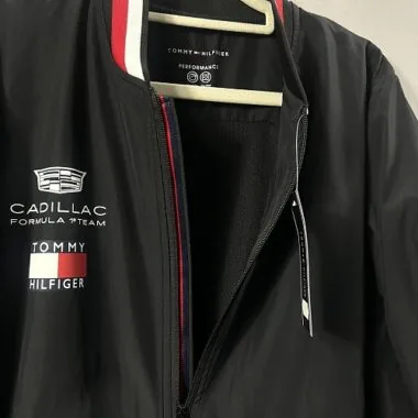 Cadillac 2026 F1 Black Windbreaker (S-3XL)