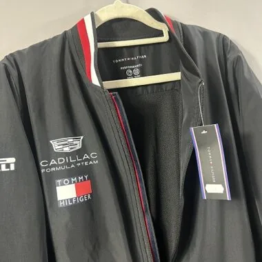 Cadillac 2026 F1 Black Windbreaker (S-3XL)